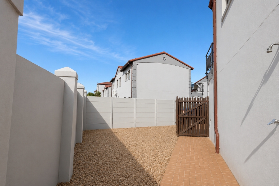 3 Bedroom Property for Sale in Parklands Western Cape